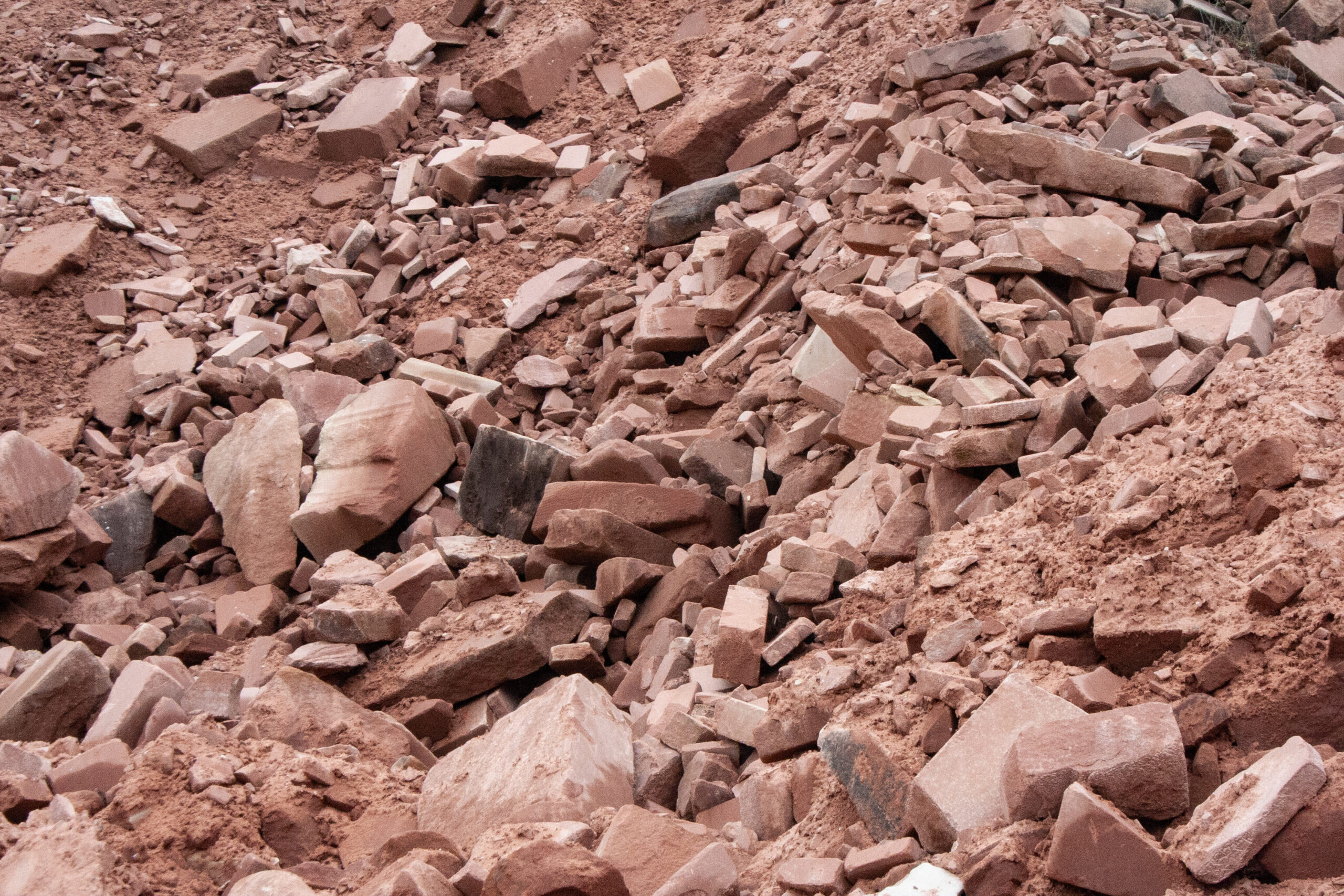 Cuisine-de-gres_tas-carriere_2